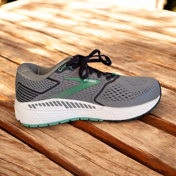 Brooks Ariel '20 Women's Running Shoes - Size 9 Wide (D) - Grey/Green - EUC - Picture 5 of 12